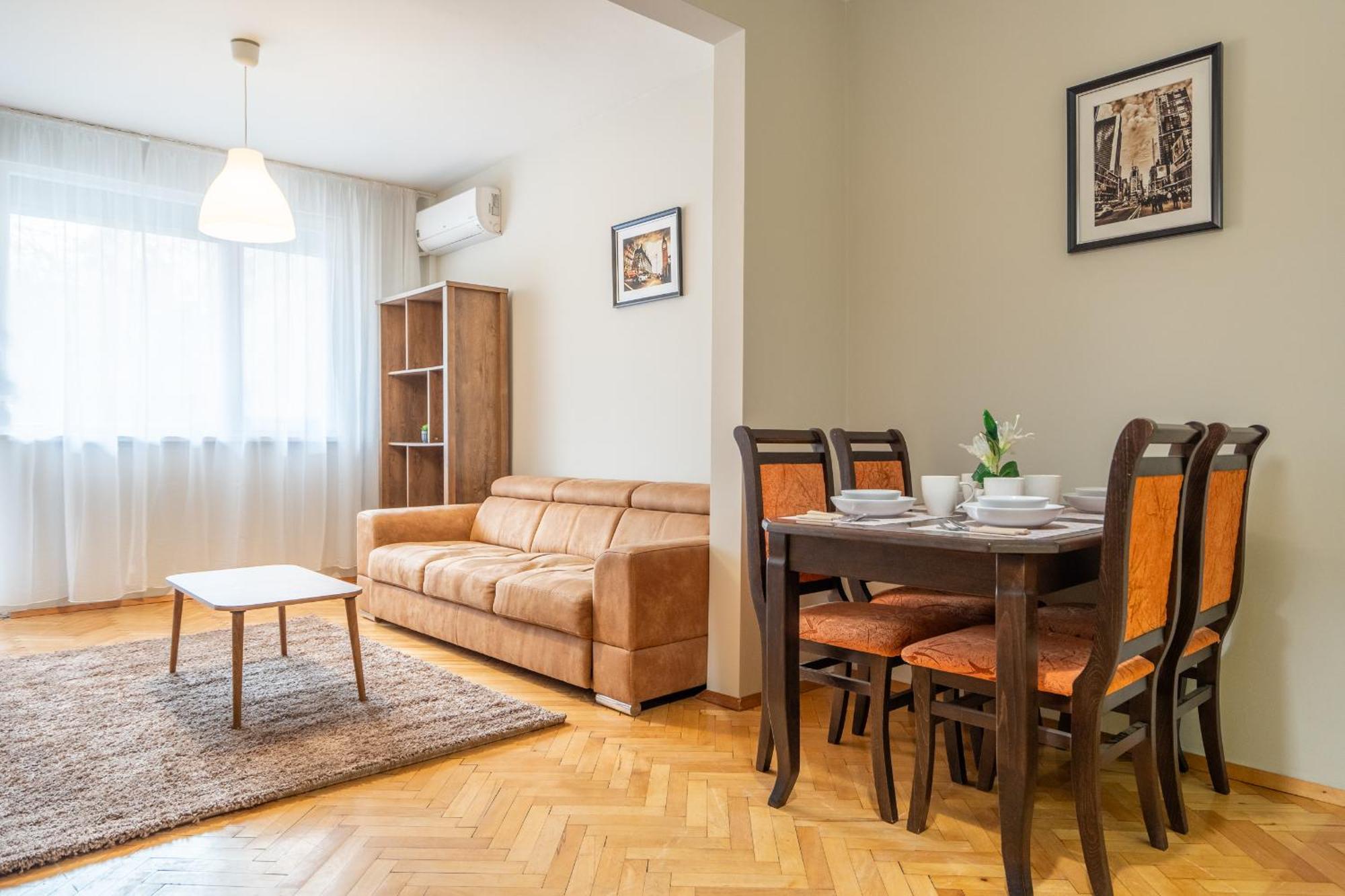 Pirotska 2-bedroom 100m2 In Center