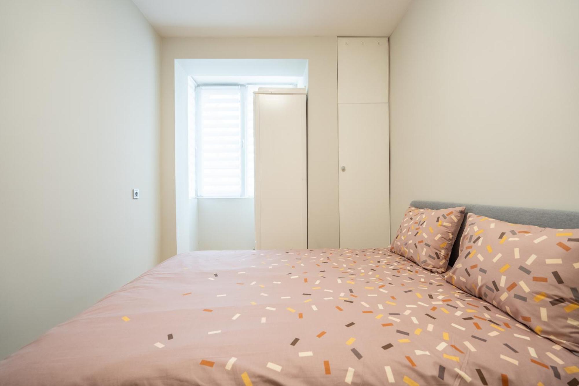 Apartament Pirotska 2-bedroom 100m2 In Center Sofia